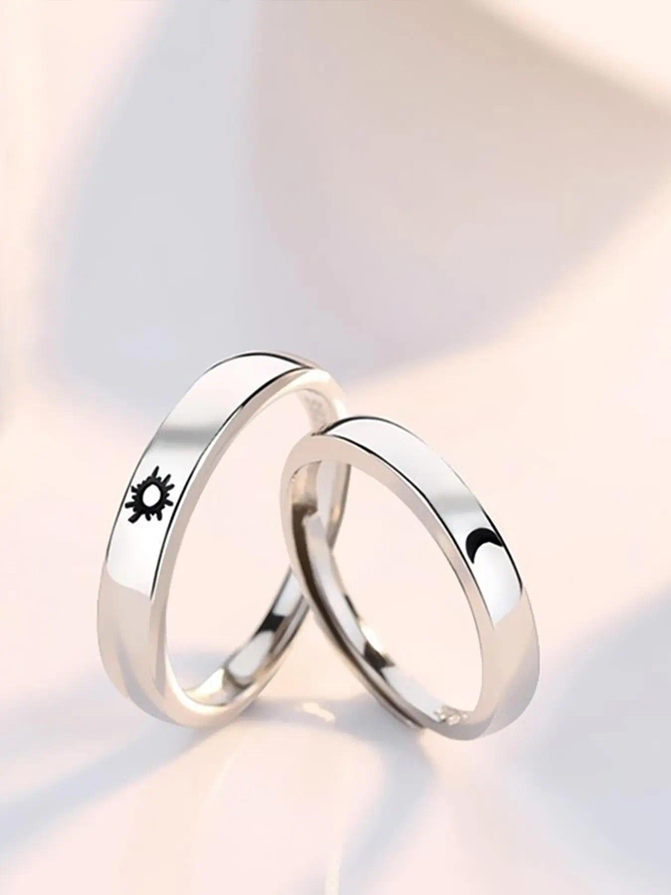 Unique Sun and Moon Couple Rings — Symbolizing a Lifetime of Togetherness. Ideal for Engagements, Christmas, Valentine's Day, Mother's Day, and Anniversaries. Adjustable Open-Band Design. The Perfect Gift for Lovers, Suitable for Both Men and Women.