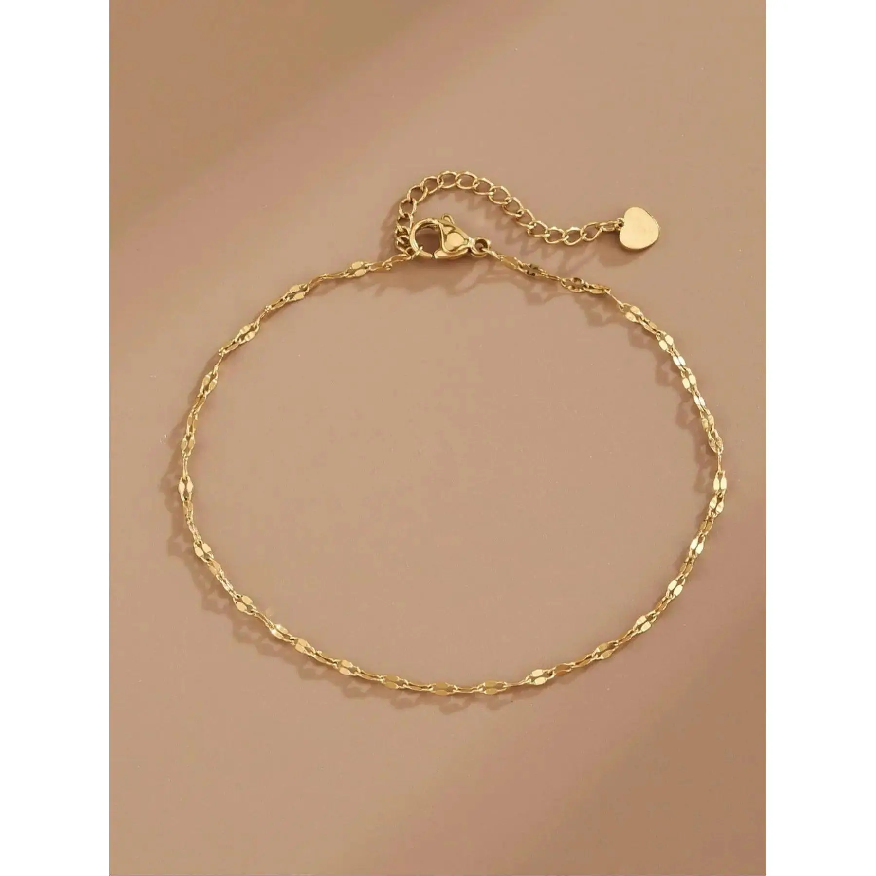 Women's Stainless Steel Lip Charm Anklet, Dainty Adjustable Ankle Bracelet, Viral Y2K Coquette Minimalist Beach Jewelry, Lightweight Layered Foot Chain for Summer Vacation, Festival, Everyday Outfit & Gift