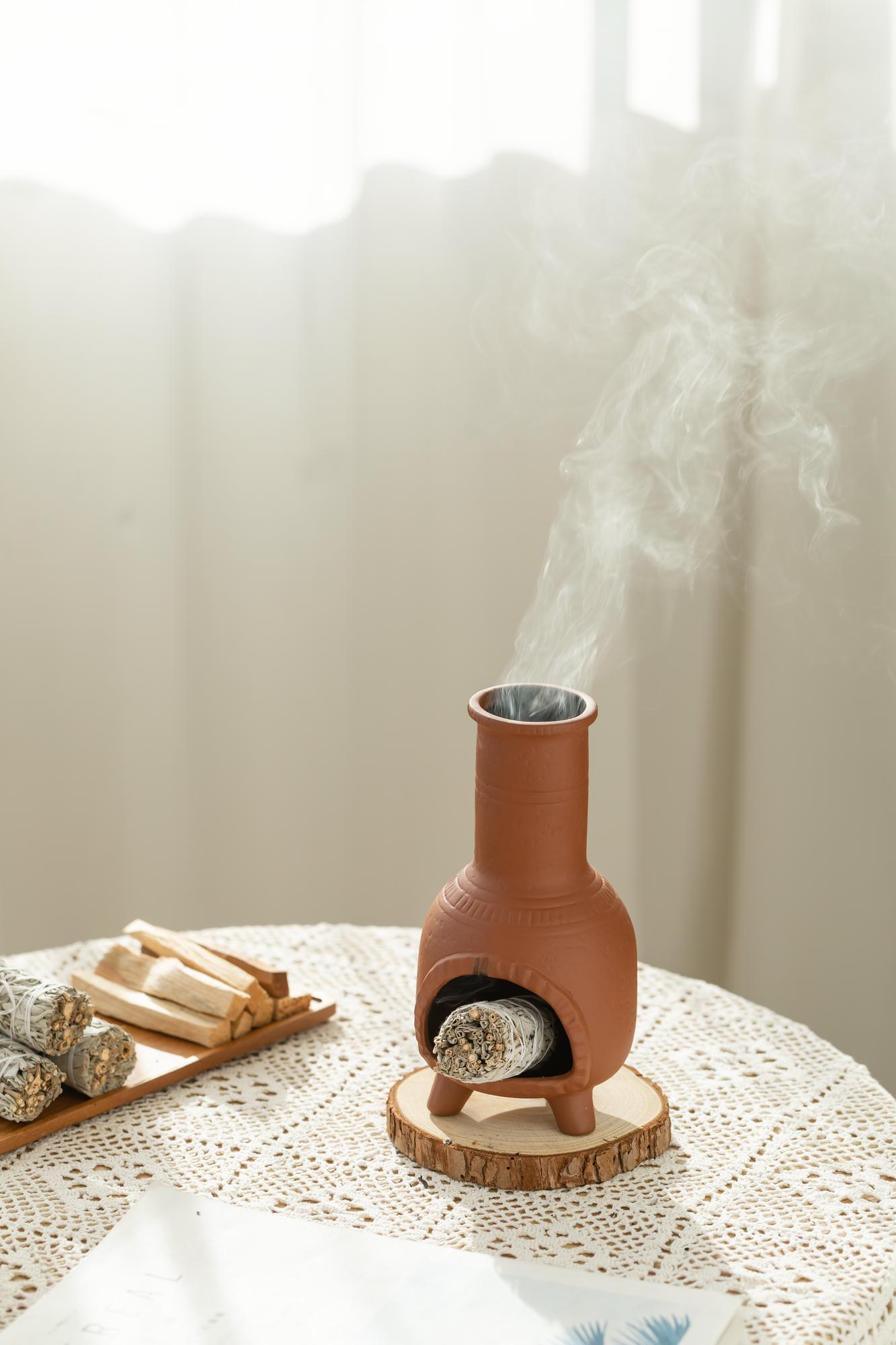 Handmade Holy Wood Ceramic Incense Burner, Modern Fireplace Holder, Simple Cone Shaped Design, Ideal for Meditation & Aromatherapy Decor, Fragrance Accessories
