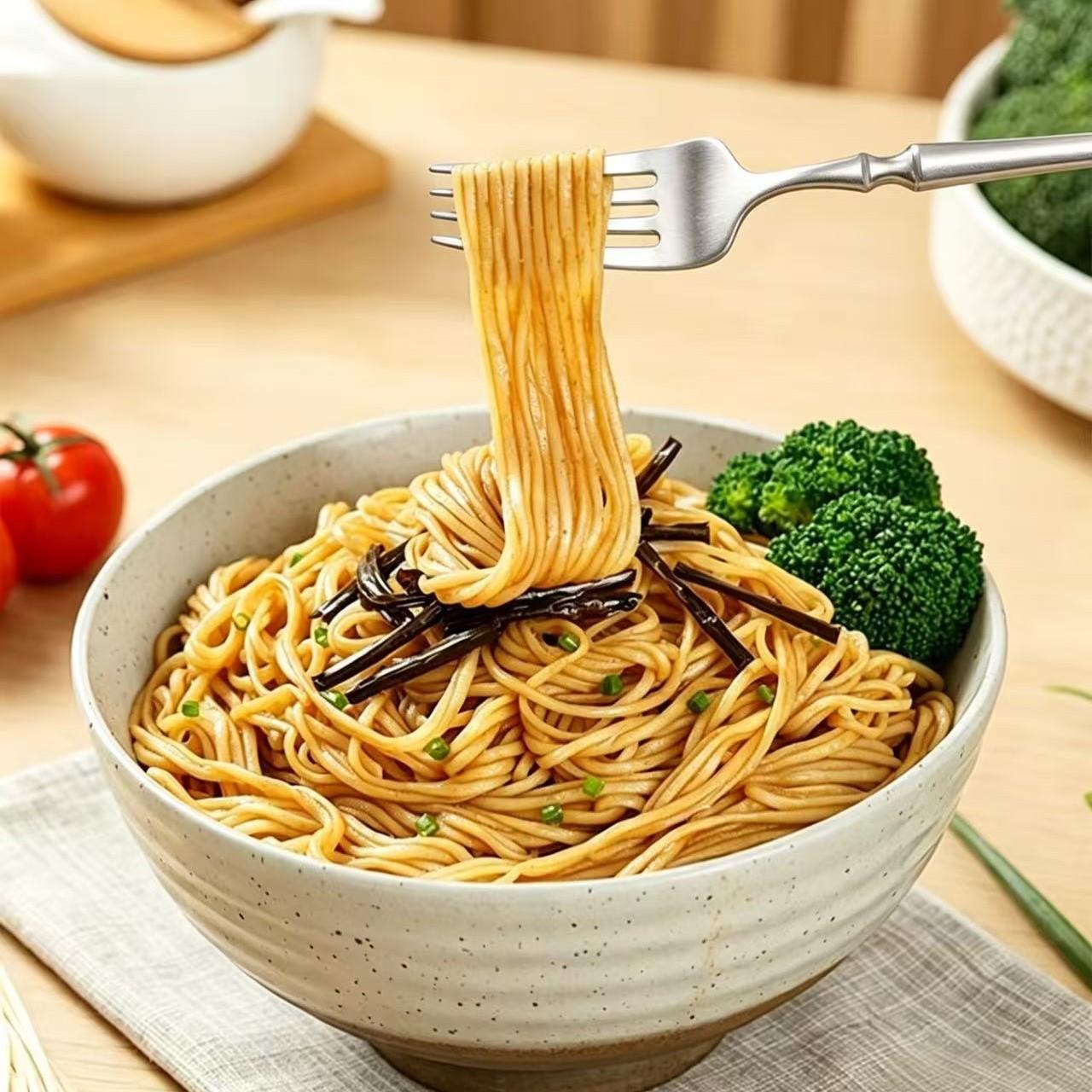 20-Piece Silverware Dinner Set, Stainless Steel Material, Suitable for Four People, Includes Knife, Fork, Spoon, Elegant Tableware