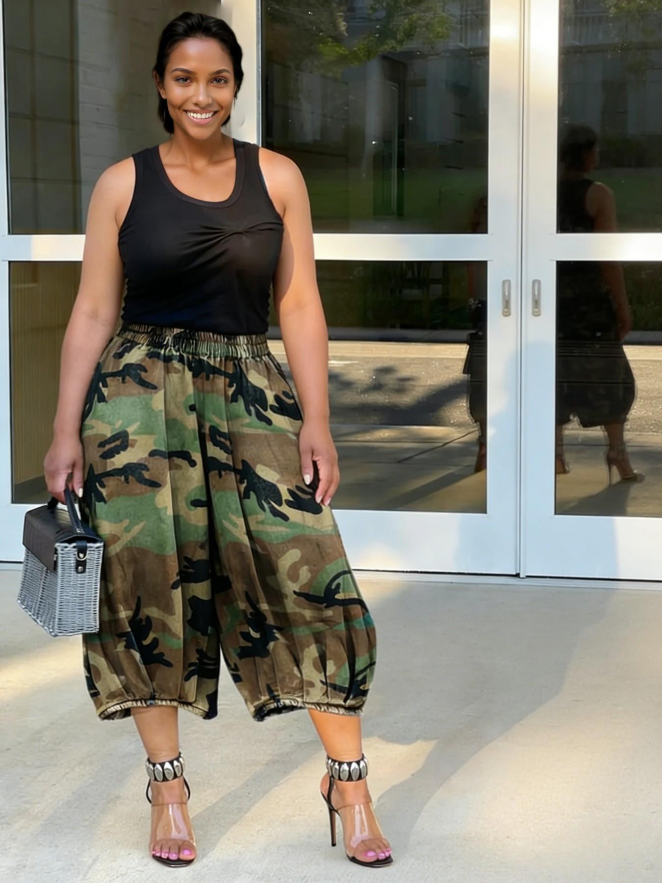 Women's Fashion Casual Camouflage Print Pants, Elastic Waist Lantern Seven-Quarter Pants, Stylish and Comfortable Everyday Wear