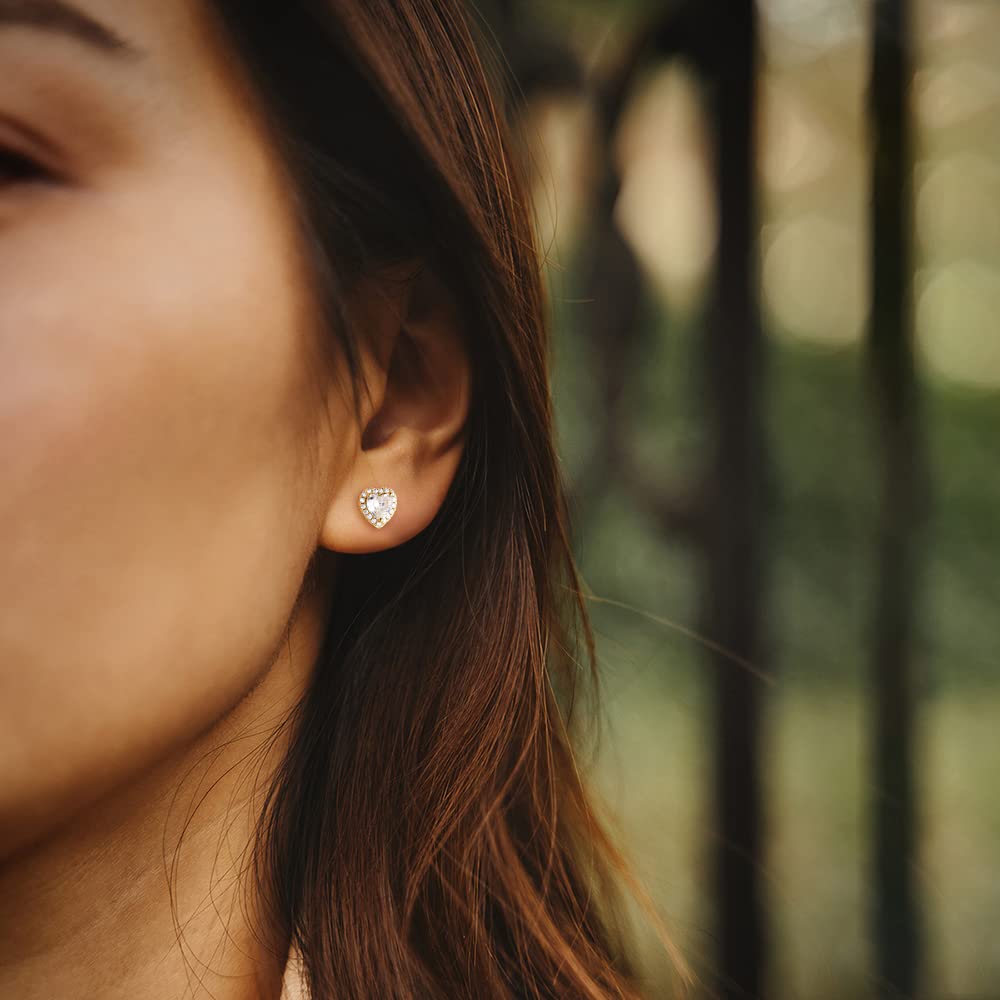 EAMTI 925 Sterling Silver Stud Earrings for Women Emerald Hear Cut Cubic Zirconia CZ Stud Earrings Hypoallergenic EAMTI 925 Sterling Silver Stud Earrings for Women Emerald Hear Cut Cubic Zirconia CZ Stud Earrings Hypoallergenic