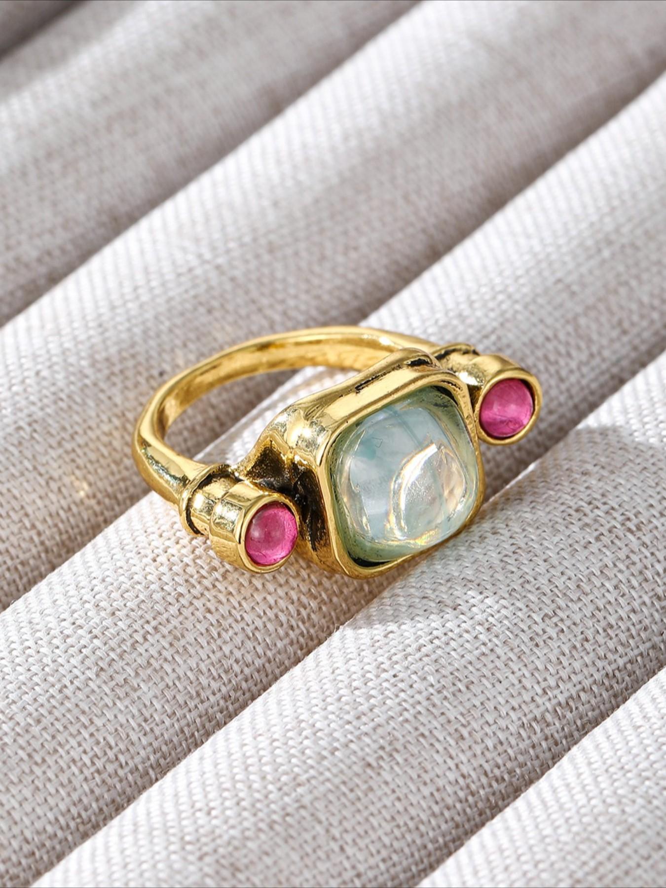 Vintage Palace Style Boho Aesthetic Geometric Zircon Ring, Retro Women's Party Design, Versatile Aged Look, Unique Fashion Accessory, Artificial Zircon Ring
