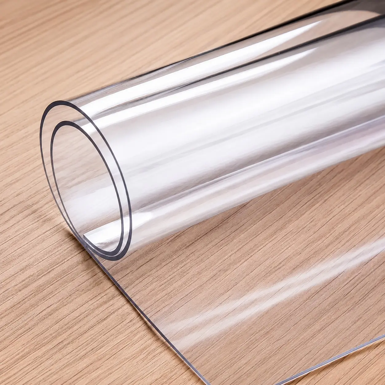 Clear PVC Table Protector, Thick Waterproof Oil-Resistant Transparent Desk Mat, Cuttable & Easy to Clean for Dining Tables, Coffee Tables and Desks
