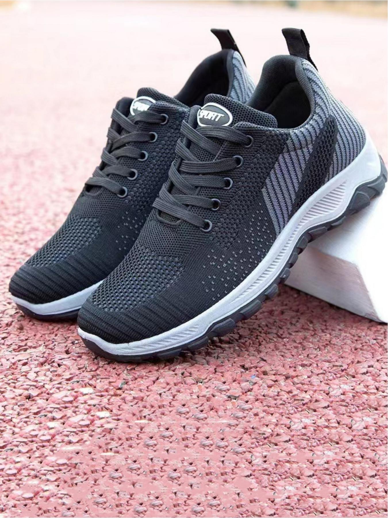 Ladies' casual sports shoes, with a comfortable and lightweight fit wrapped around the upper, and a stylish and eye-catching side wave stripe design, suitable for daily commuting, outdoor leisure, running, fitness, hiking and other sports scenes