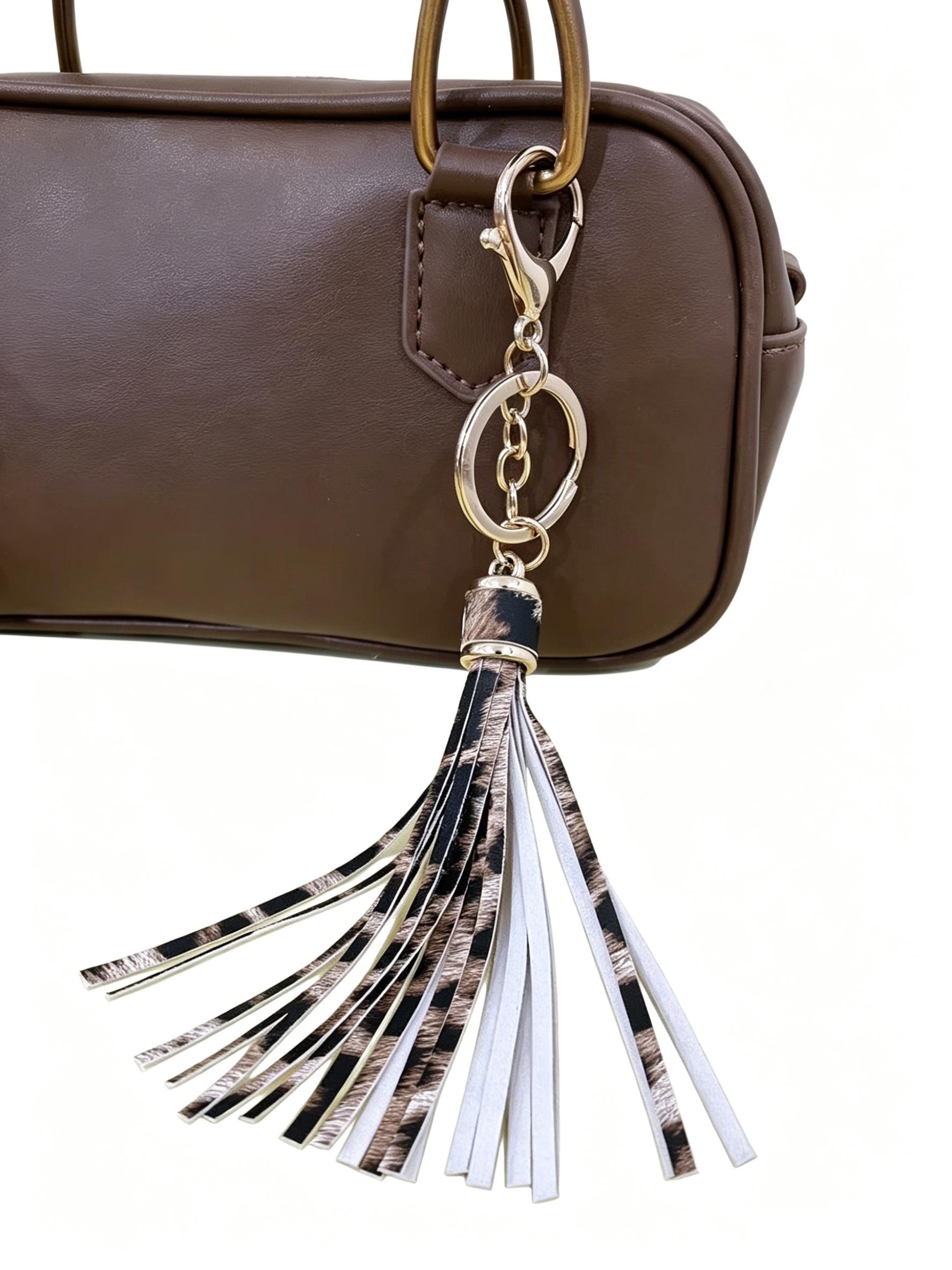 Chinese Knot Fringe Pendant, Boho Style Bag and Phone Chain Accessory, Handmade Leopard Print Keychain, Multi-Function Clip