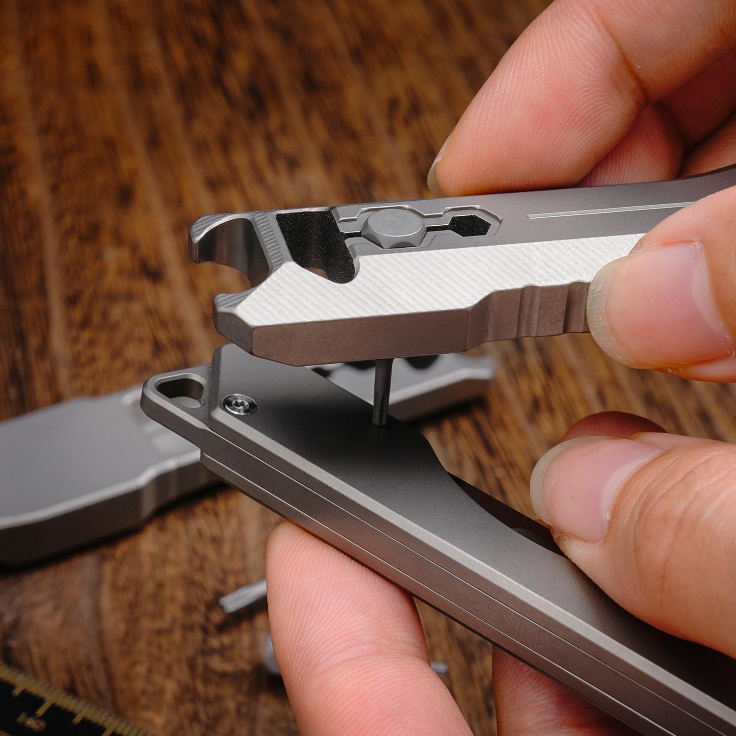 Titanium Alloy Dual Direction Ratchet Wrench with Mini Cross Screwdriver, Phillips Screwdriver, Small Pry Bar, Outdoor Bottle Opener