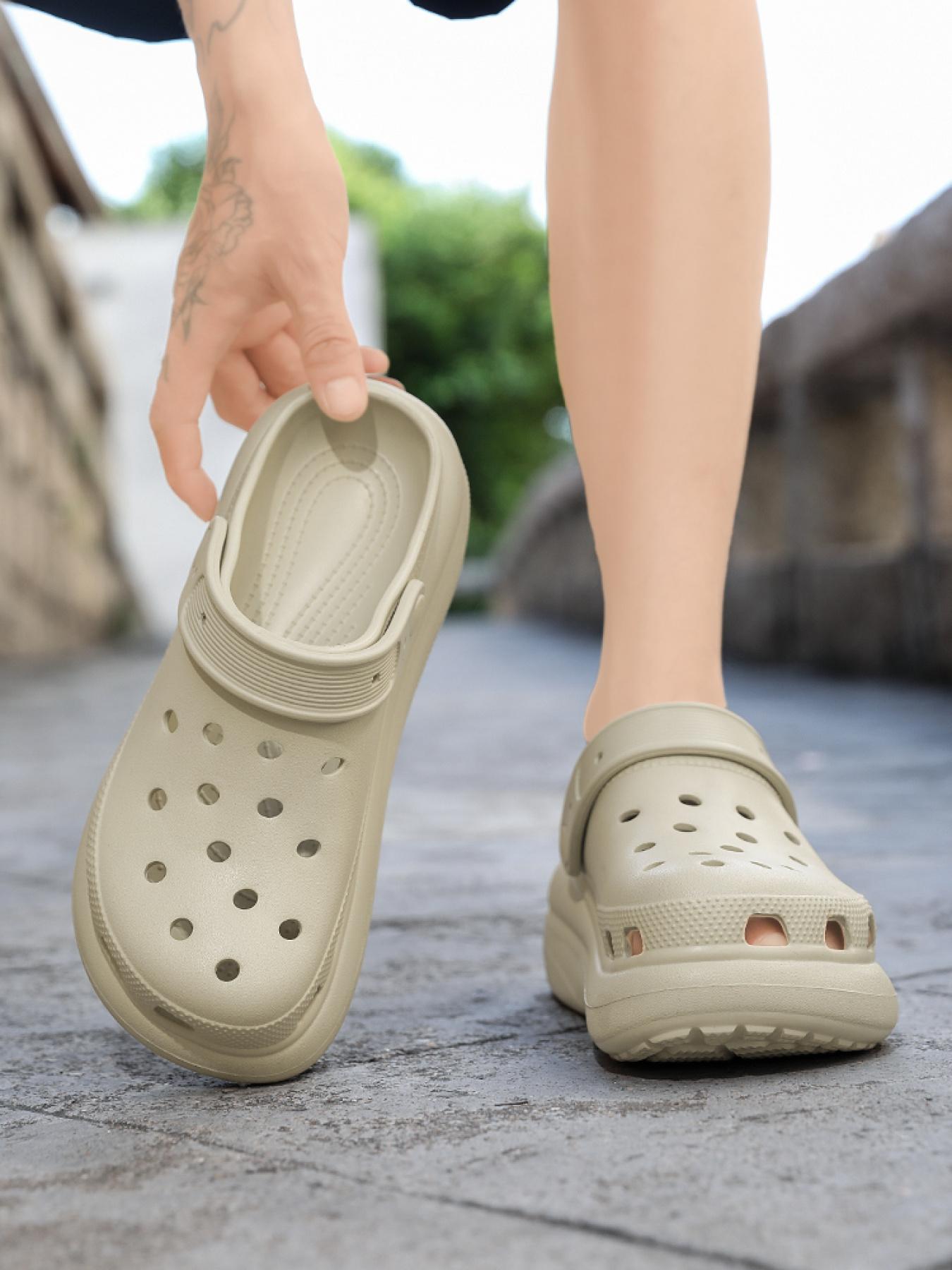 Unisex Khaki Thick-Soled Clogs: Dual-Wear Toe-Cap, Summer Outdoor Beach Slides