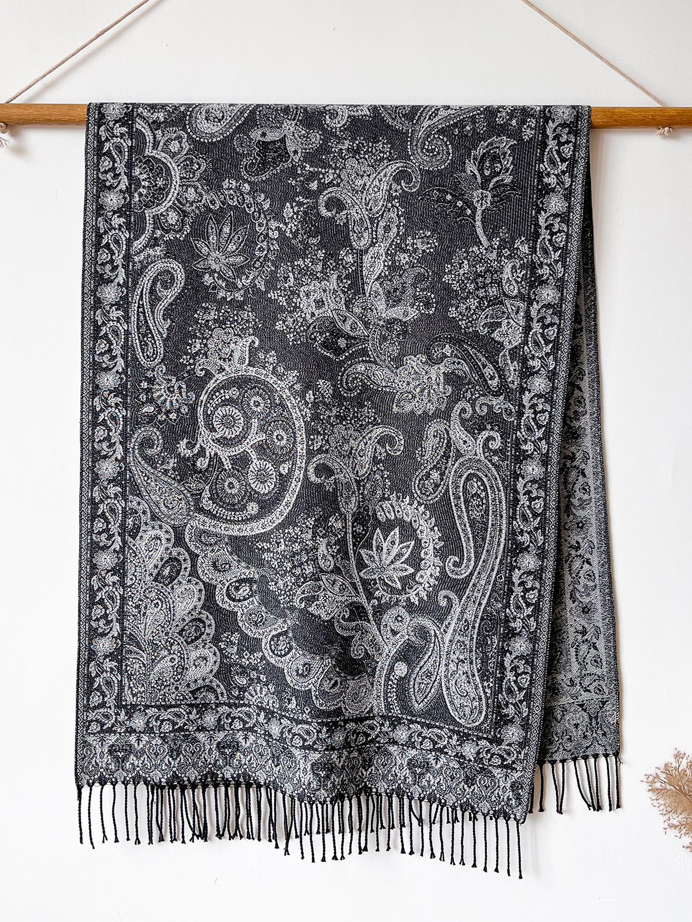 Women's Boho Style Paisley Print Scarf, Fall Winter Woven Fabric, Fitted Design, Soft Warm Accessory for Daily Wear & Modern Fashion