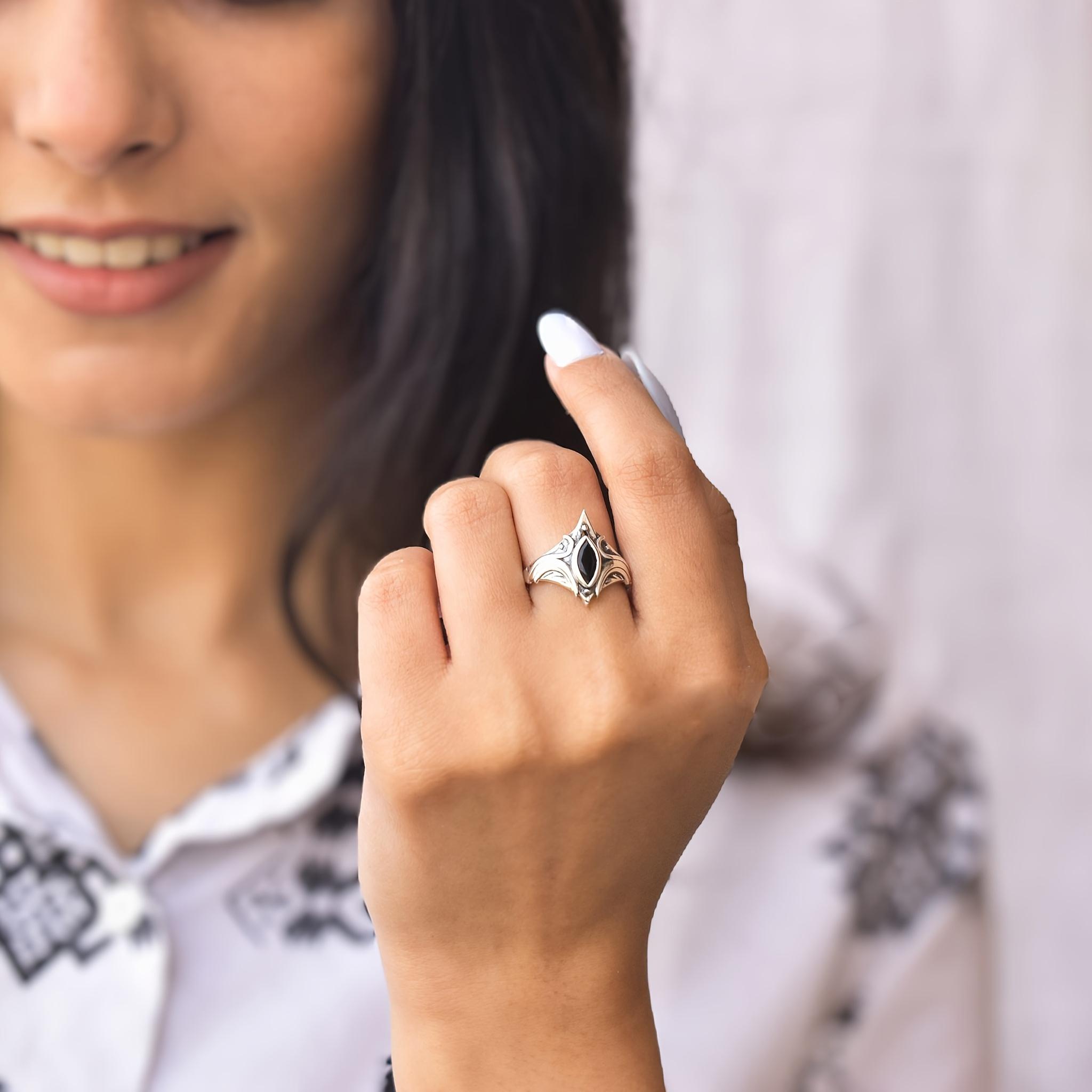1pc, European and American Fashion - Copper Fine Jewelry with Synthetic Zirconia Inlay, Exquisite Unisex  Ring. Suitable for Holiday Parties, Gatherings, Dances, Christmas, Thanksgiving, Daily Wear, Wedding and Engagement Wear, and Gift-giving