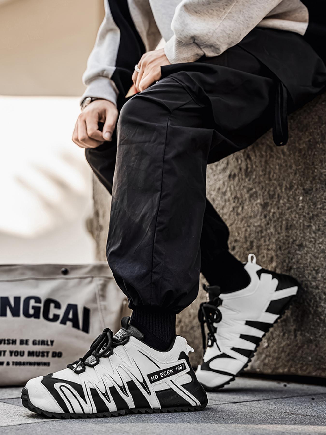 Unisex Black & White Sports Sneakers: Versatile Comfort + Breathable Upper, Daily Commute Casual Shoes