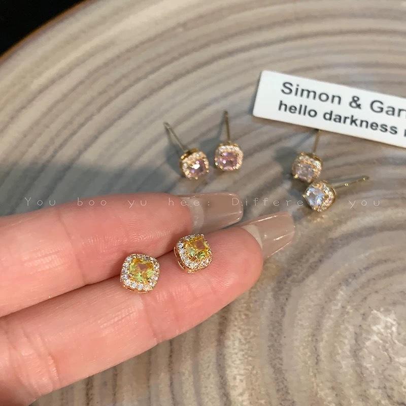 S925 silver needle earrings, no need to remove when sleeping, exquisite and compact sugar cube design, unique and sophisticated, versatile earrings, a gift for women