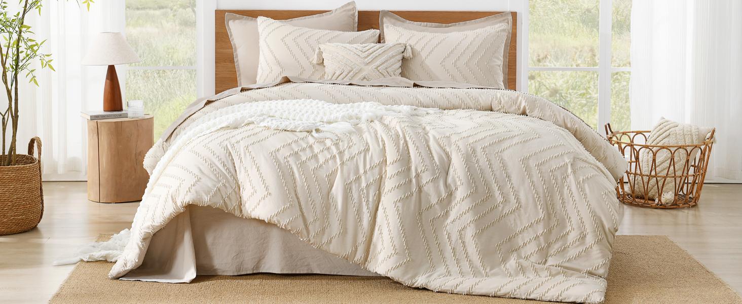 Litanika 3-Piece Comforter Set - Lightweight & Fluffy Down Alternative Bedding | Chevron Tufted Design | All-Season Comfort (Multiple Colors/Sizes)