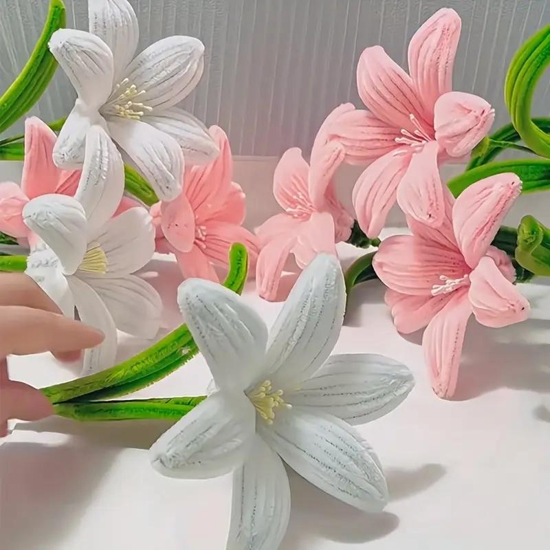 720 Piece Multi-Color Lily Twist Rod Pipe Cleaner Craft Kit, DIY Handmade Project, Perfect for Mother's Day, Graduation, Christmas, Valentine's Day