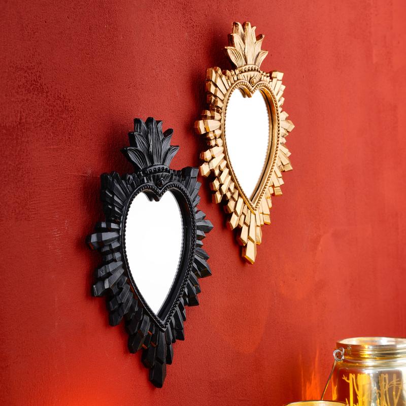 1PC, golden and black flame heart-shaped decorative pendant, resin material sacred heart decorative pendant, suitable for religious wall decoration, home wall decoration or photography prop decoration, theme party decoration #TOP PICKS