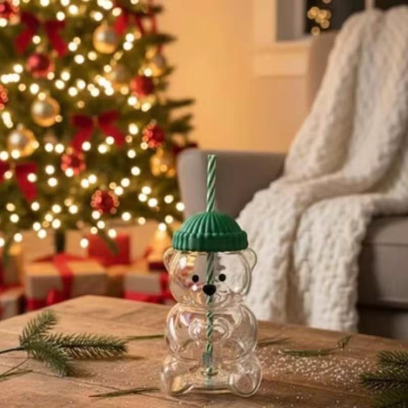 Teddy Bear Water Cup 550ML, Cute Small Bear Plastic Cup Tumbler with Detachable Straw, Home Bar Restaurant Car Use, Casual Cafe Drinkware