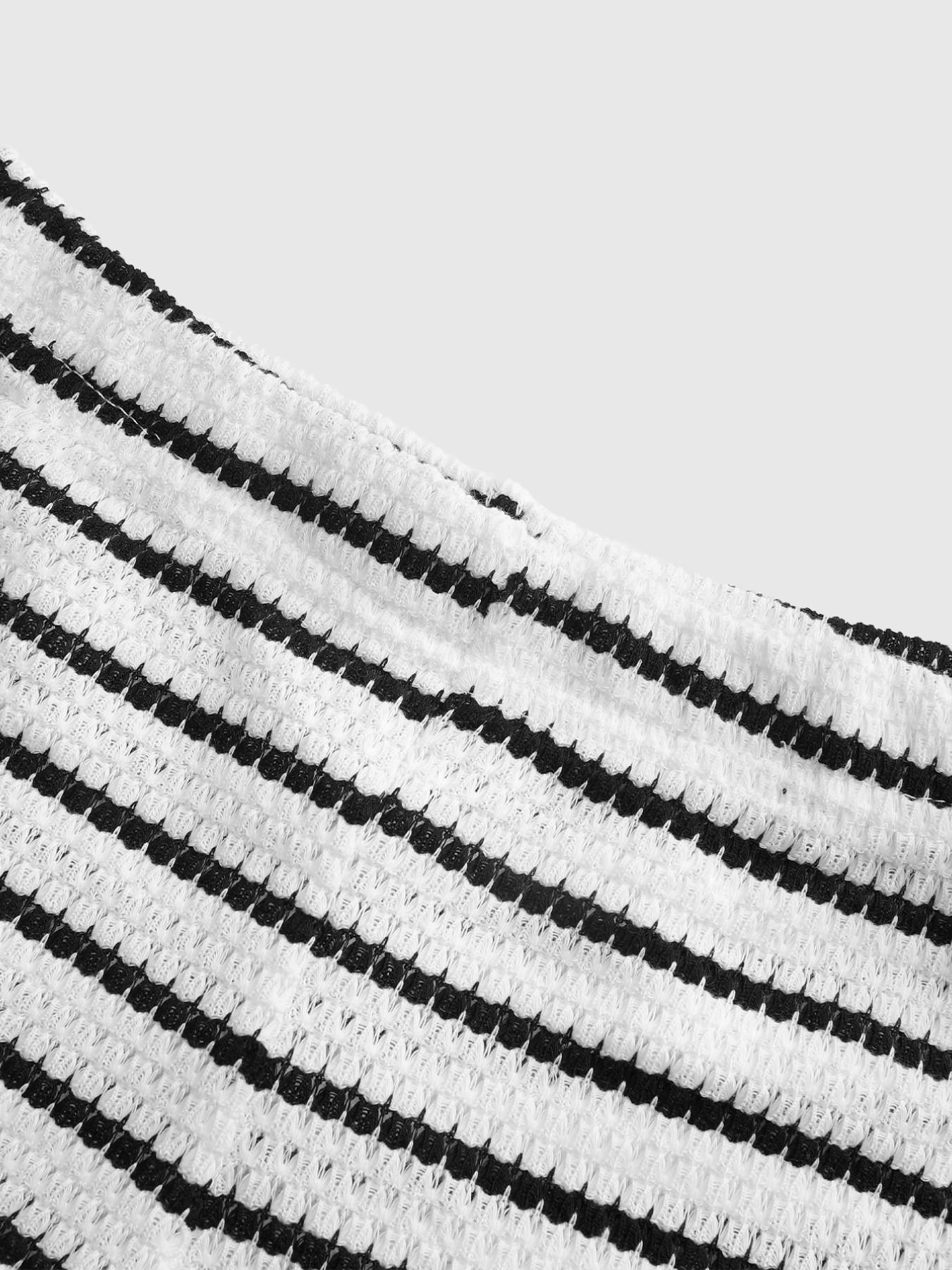 Women's Black and White Striped Textured Flared Pants, Retro Street Style,Low-Rise Y2K Casual Trousers, Suitable for Casual Wear at Home and Outings, Everyday Wear and Vacation Trips.