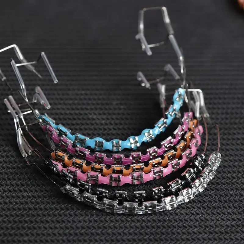 Temporary Braces 2-Piece Set Fashion Zipper Decoration Teeth, with Novel Upper and Lower Jaw Hooks, Colorful Plastic Orthodontic Accessories Oral