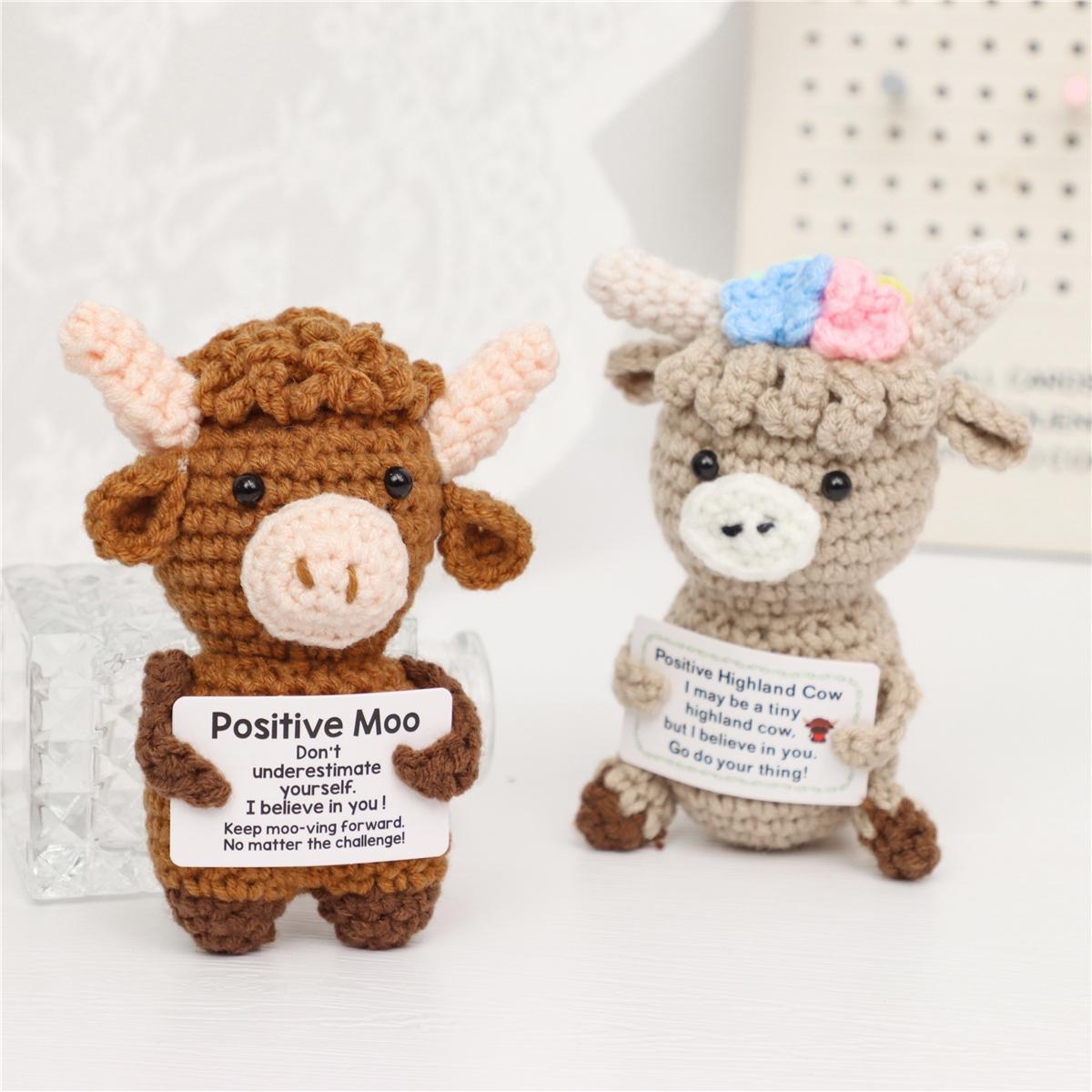 Highland Cow Crochet Emotion Support Doll, Handmade Crochet Figure, Positive Message Motivational Stress Relief Hug Card Series, Cute Animal Home Desktop Decoration