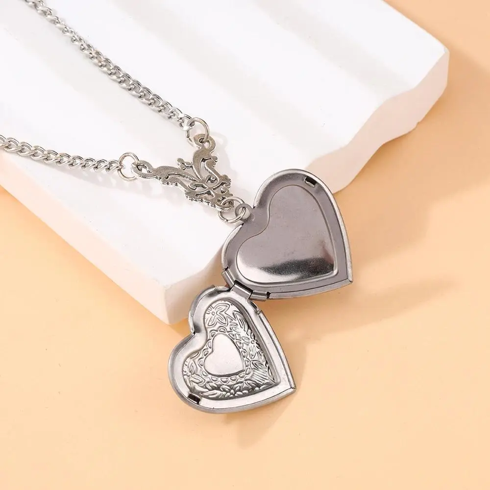 Romantic Silvery Heart-Shaped Women Necklace Pendant Can Be Opened Photo Frame Necklace Jewelry Accessories Holiday Gifts