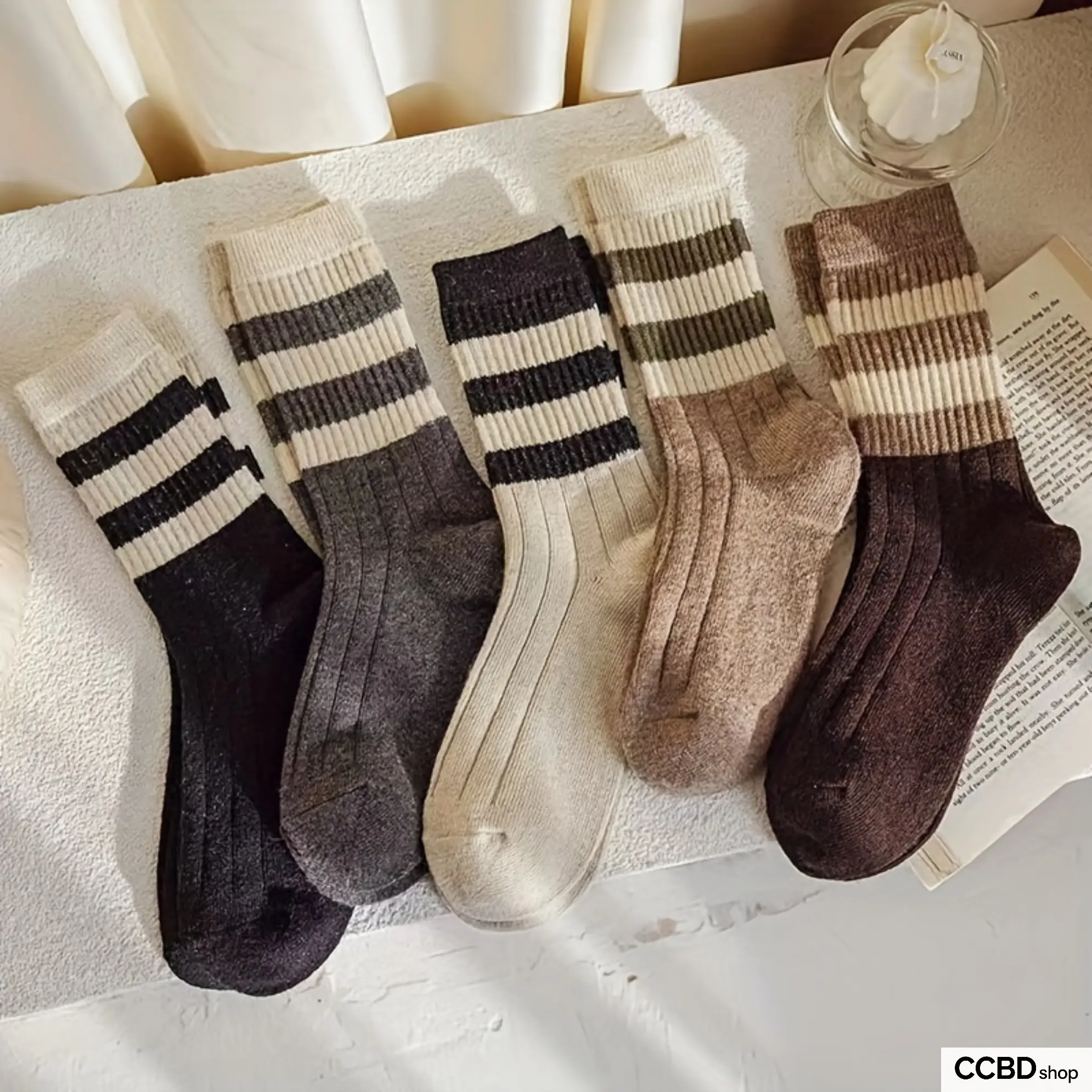 Women's 5-Pair Slouch Fit Mid-Calf Crew Socks with Retro Stripes & Geometric Pattern, Soft Cozy Knit for Fall Winter Casual Wear, Compatible with Sneakers & Boots