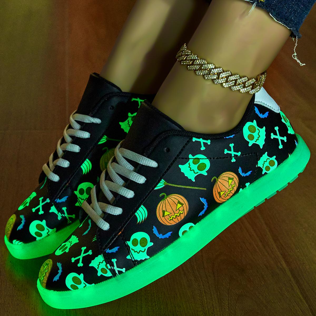 Unisex Casual Fashion Sneakers with Light Up Feature - Halloween Skull and Pumpkin Pattern, Non-Slip Rubber Sole, Low Top Lace-up with Round Toe - All-Season Fluorescent Board Shoes Closed Trainer Walking Shoes Sports Shoes Runner Boy