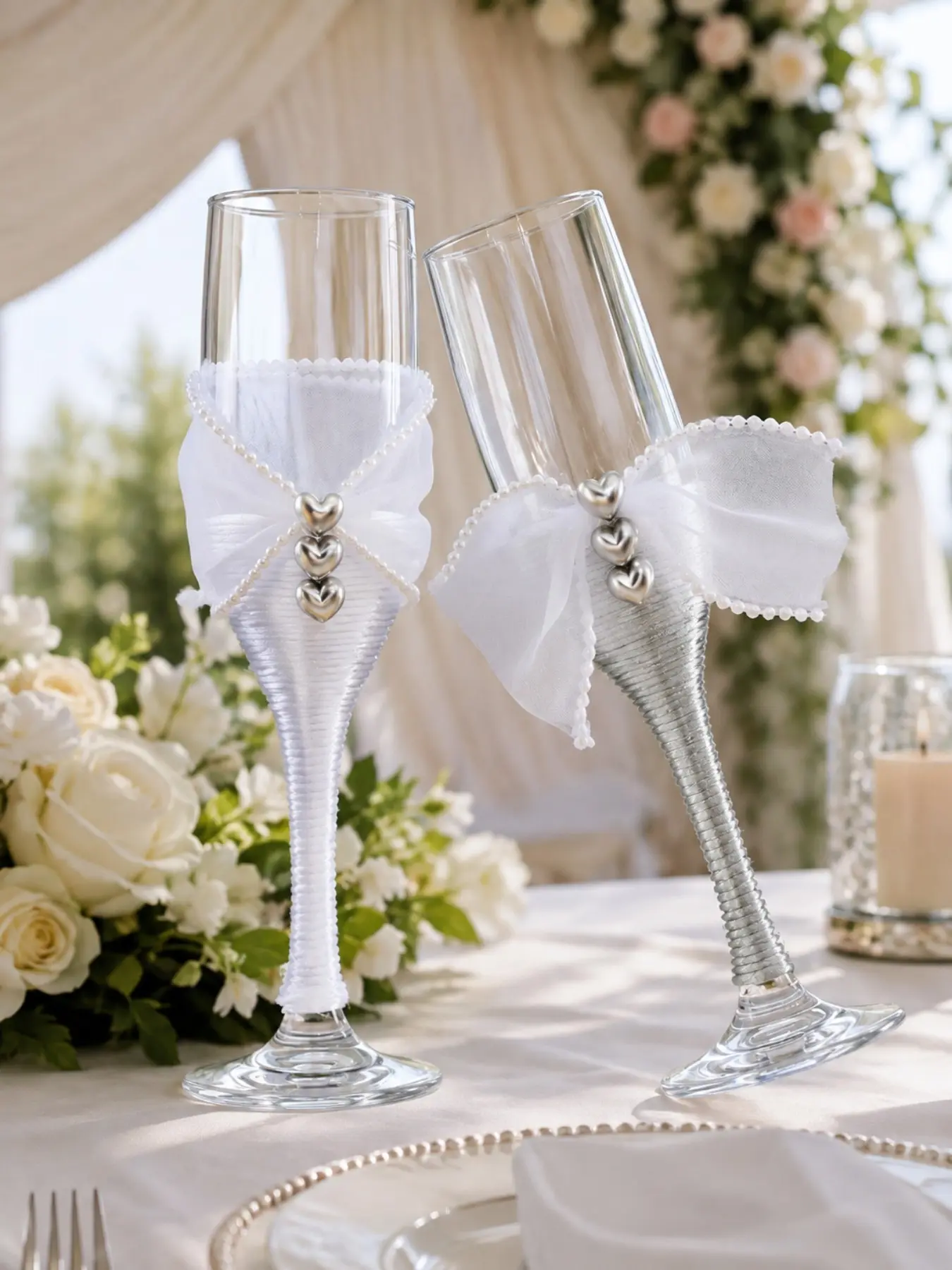 Silver Heart Pendant Mr & Mrs Champagne Glasses 2Pcs, Handmade White Beaded Flutes, Lace Bow Heart Decor Wine Glasses, Reusable for Engagement, Wedding, Valentine's Day, Anniversary, Bar, Decor, Gifts, Holiday Events & Photo Props