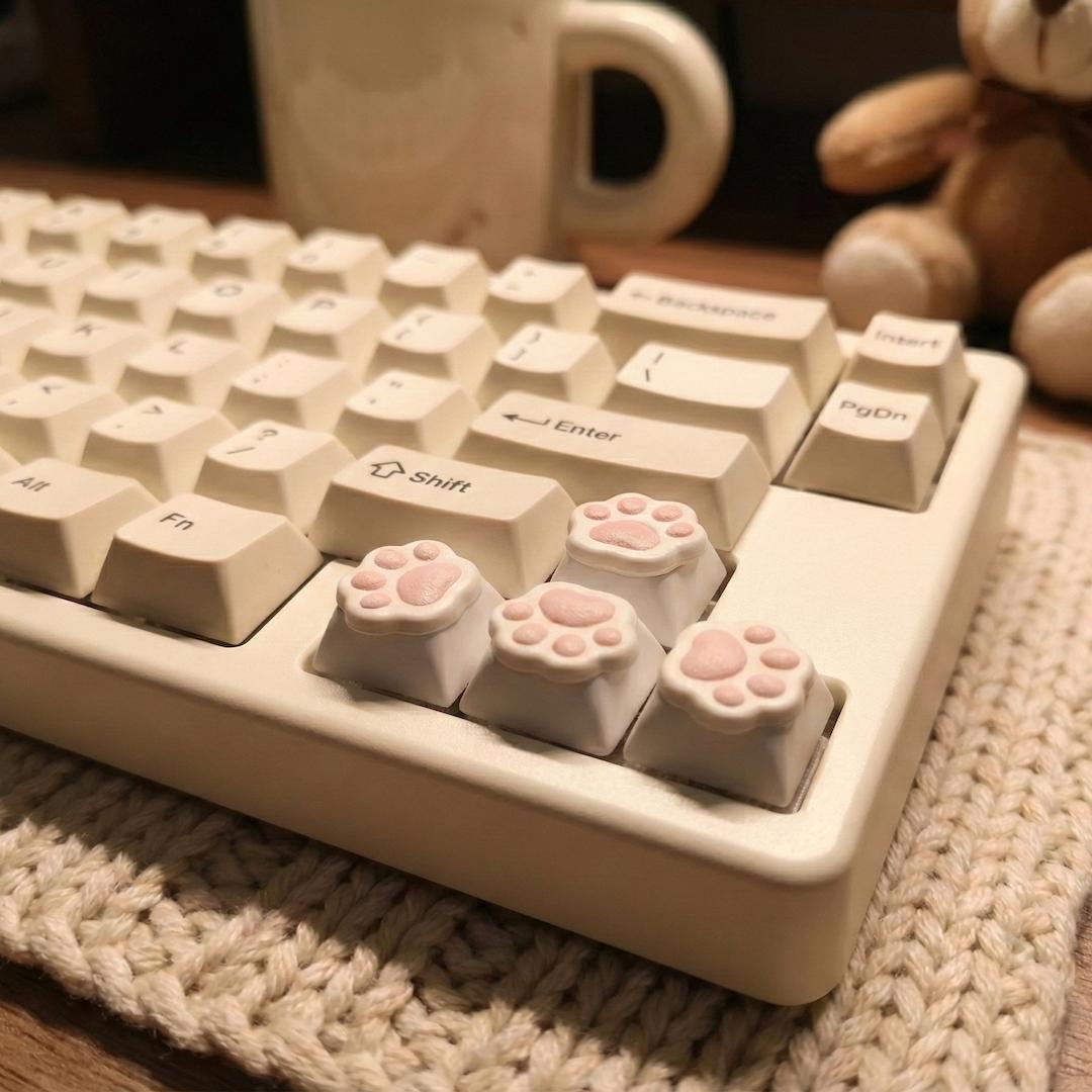 Cute Cat Paw Keycap Gift, Personalized Single Keycap, Creative Custom Mechanical Keyboard, Girl's Unique Gift Idea