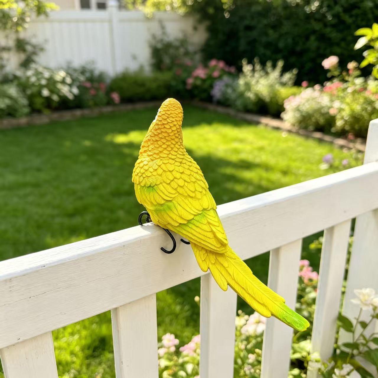 Resin Parrot Bird Home Decor Sculpture, Outdoor Garden Ornament, Durable Resin Material, Perfect for Courtyard Decoration