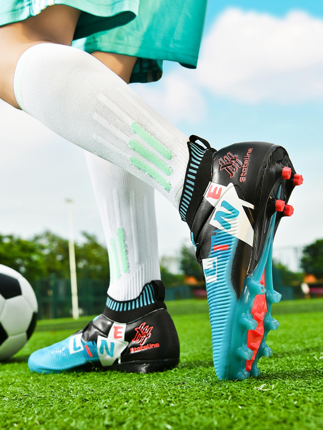 Blue Patchwork Parent-Child Soccer Shoes, Sporty Design, Flyknit + Tpu Material, Strong Grip, Lightweight Feel, Ideal for Training & Competition