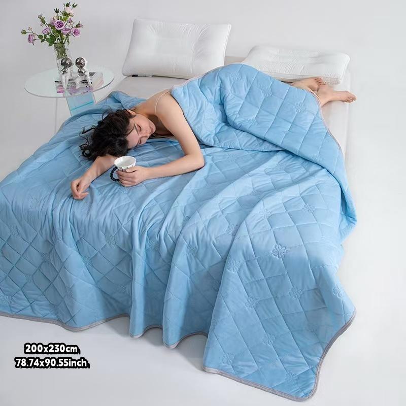 Ice Cream Cooling Blanket, Soft Lightweight Breathable Blanket, Air Conditioning Blanket, Air Conditioner Blanket, Comfortable Blanket for Home Office Travel