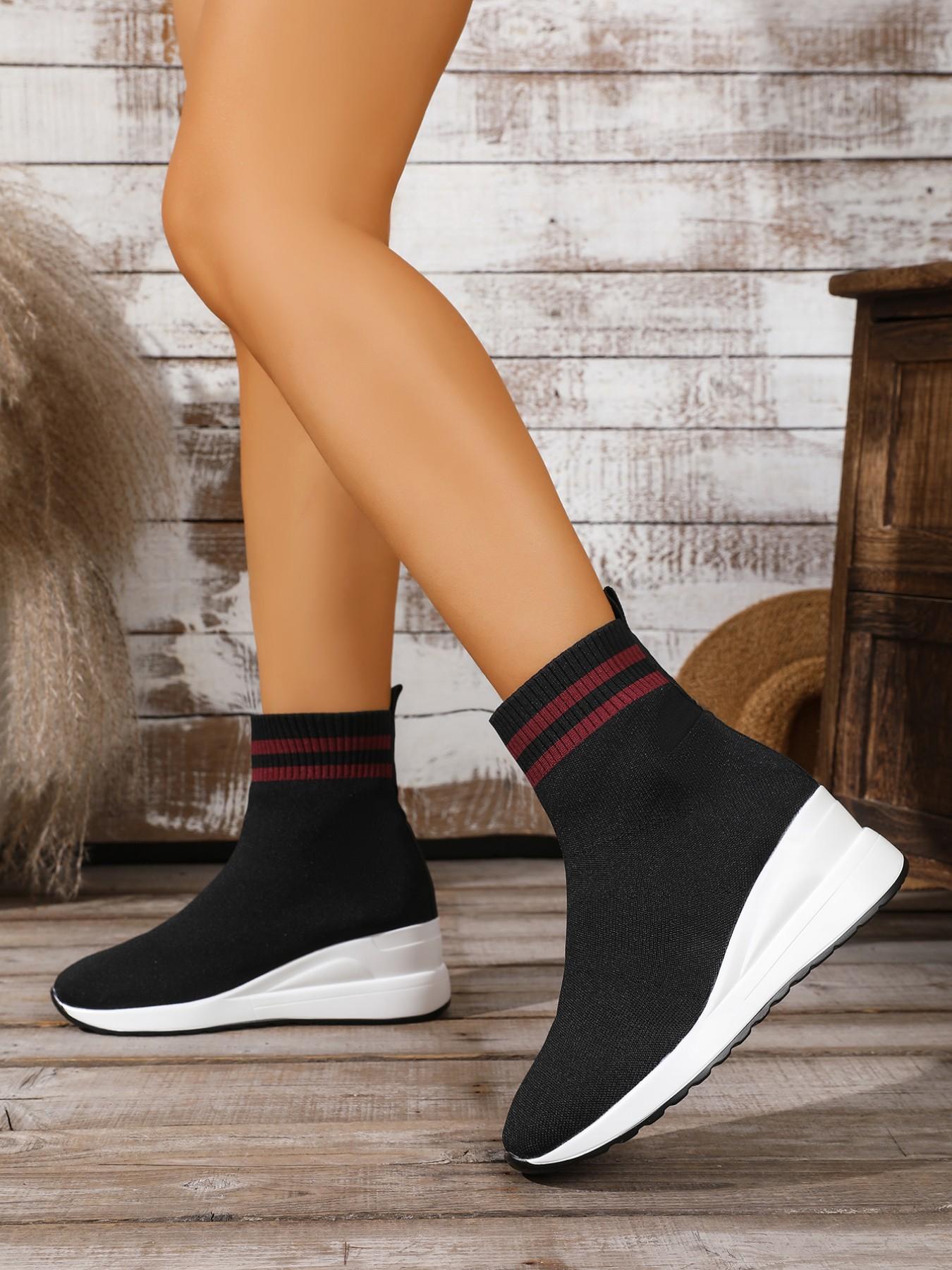 Women's Fashion Single Shoe, Short Boot, Slip-On, Simple and Comfortable, Perfect for Daily Wear, Stylish and Practical Design