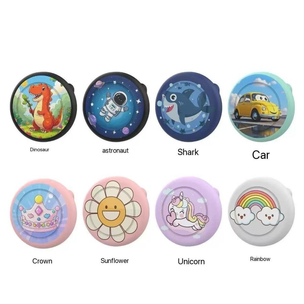 The cute silicone Apple AirTag protection case keychain is suitable for badges, Apple GPS trackers, positioning devices, cartoon brooches and other products. It has waterproof and shockproof protection functions.