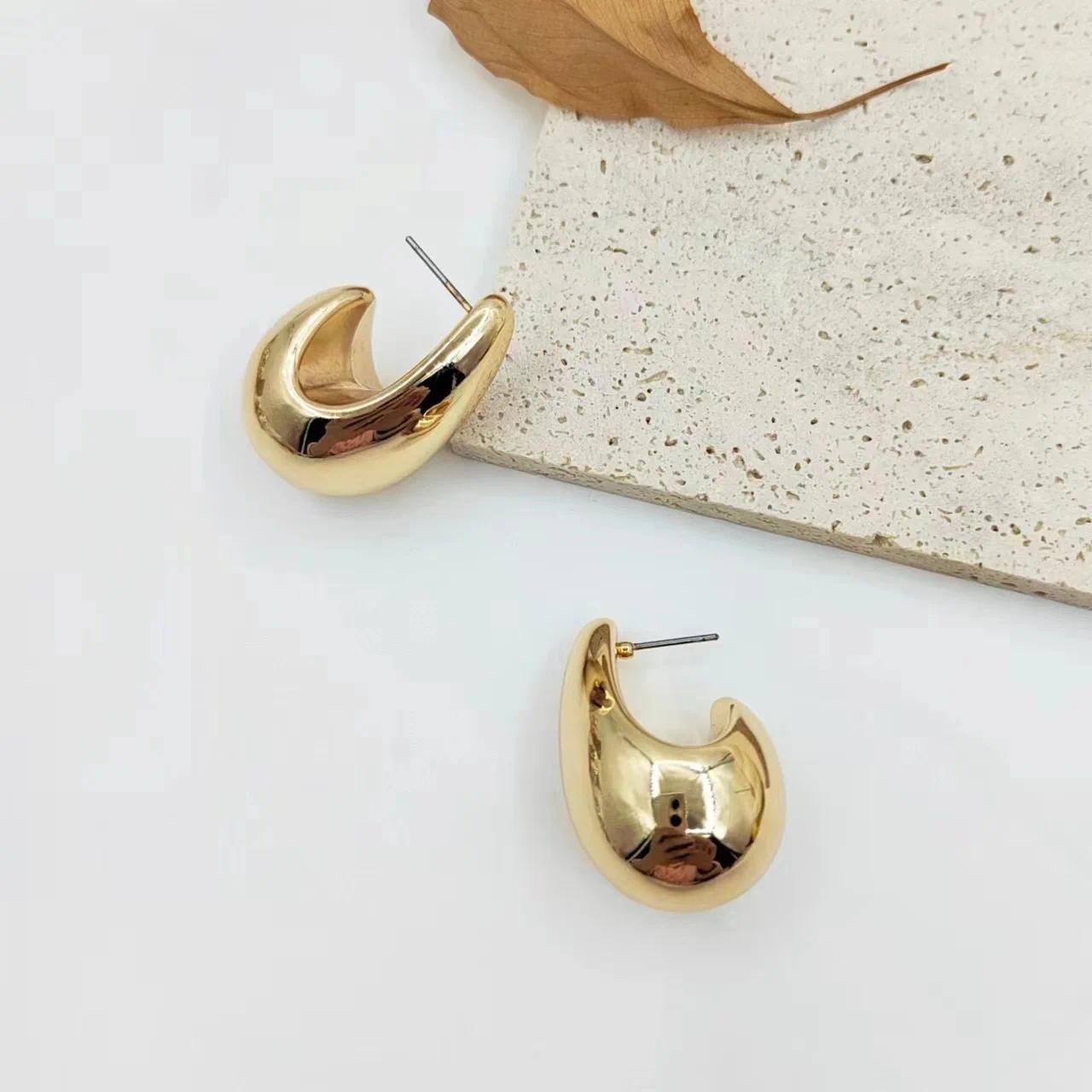 Small Water Droplets CCB Gold Color Smooth Stud Earrings for Women Exaggerate Punk Geometry Jewelry Accessories Girlfriend Gift