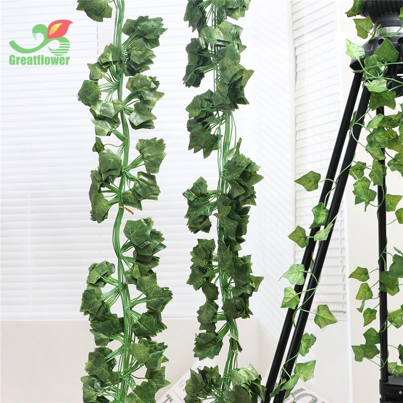 Valentine's Day Wall Hanging Simulation Faux Plastic Vine Ornaments for Room Decor, Creative DIY Spring Green Artificial Leaf Vine, Realistic Decorative Plants for Home Wedding Porch Party Decoration, Fake Indoor Plants, Interior