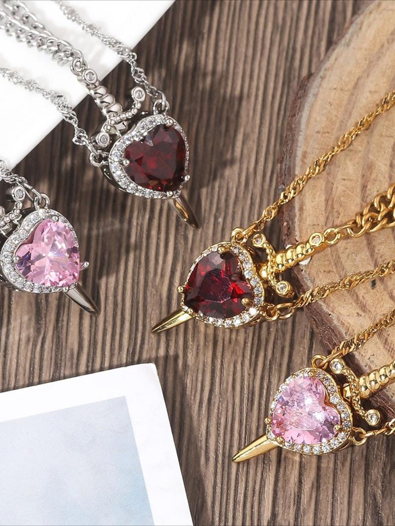 [Couple Pendant Set] 2 Pcs Couple Pendant Necklaces, One Sword-shaped Necklace for Men and Women, One Sword-shaped Pendant with A Heart-shaped Pendant, Perfect Valentine's Day Gift or Everyday Versatile Accessory, Love Heart Necklace