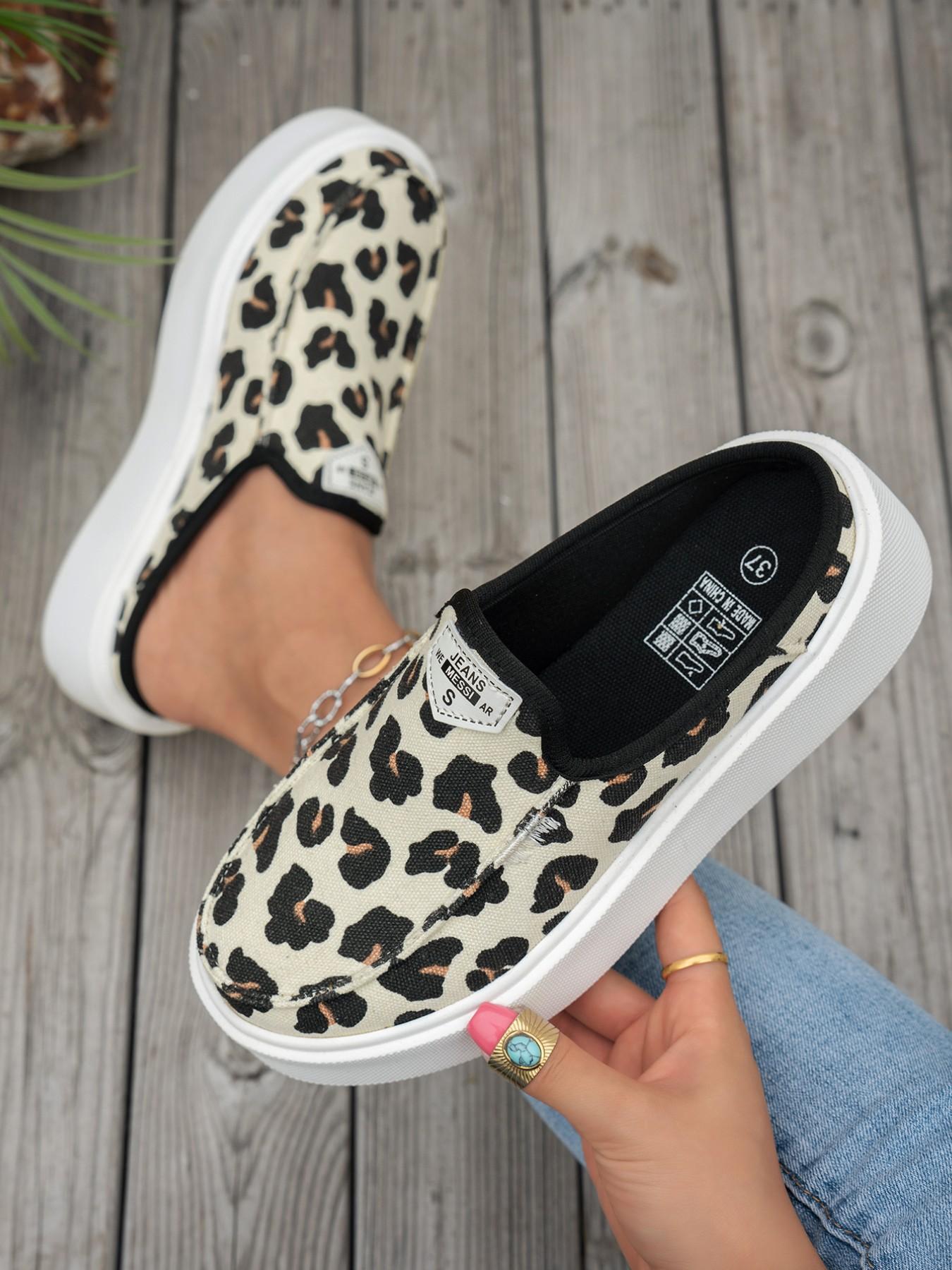 2026 Women’s new styles: brown, black, gray, green. pink, leopard print. colorful. milk-colored. black and white. thick-soled mules. large size, comfortable, casual, slip-on design. suitable for school/vacation.