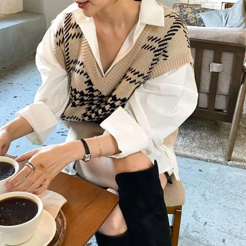 Women Houndstooth Striped Sweater Vest V-Neck Knitted Tank Top Sleeveless Tanks Varsity Casual Knitwear Spring Summer 2026