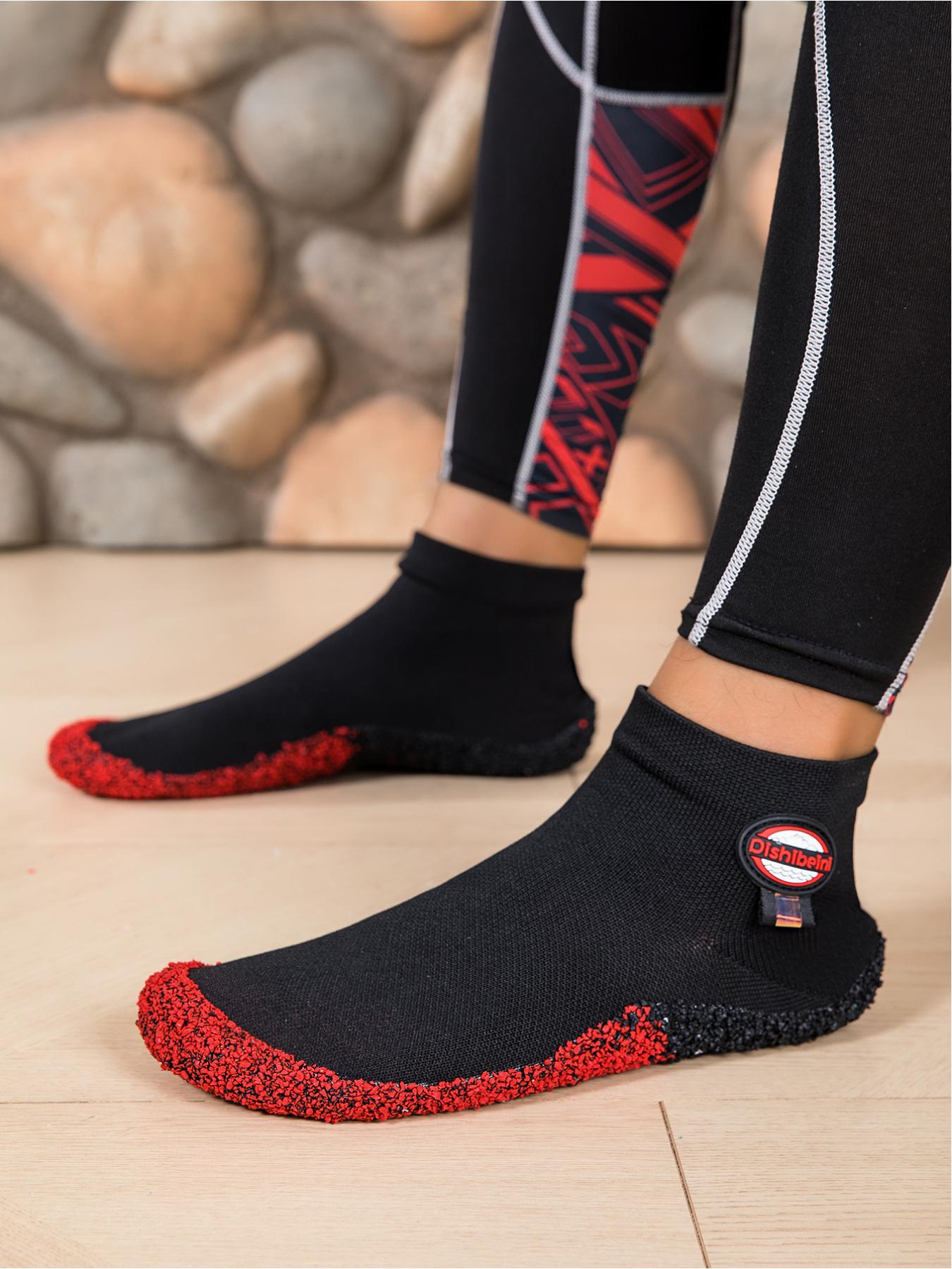 Women's new style fitness yoga barefoot shoes, diabetes shoes, soft fabric, breathable, quick drying, widened toe cap, comfortable package, color particle soles, strong grip on the ground, easy on and off style, yoga fitness hiking multi scene wear