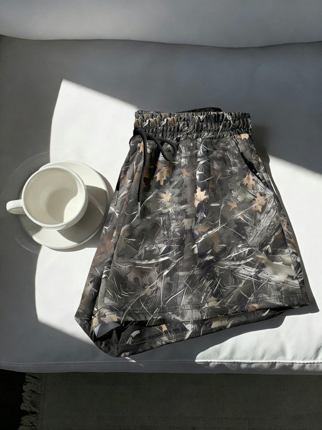 Women's Casual Camouflage Branch Print Loose-Fit Shorts, Lightweight Summer Pants for Women, Perfect for Daily Wear & Outdoor Activities