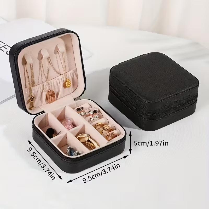 Luxury portable jewelry storage box, compact and delicate, easy to carry around. It is waterproof and dustproof to effectively protect your jewelry, very practical for travel, business trips and daily outings. It can store earrings, necklaces