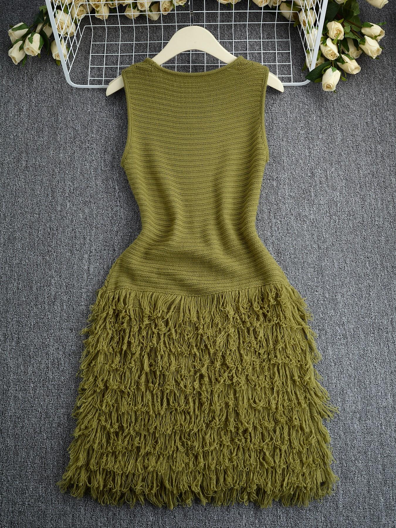 Elegant Knitted Bodycon Dress, Summer Vacation Fringe Skirt, Slim Fit Sleeveless Knit Vest Dress, Solid Round Neck Sweater Dress, Spring & Summer Women's Clothing