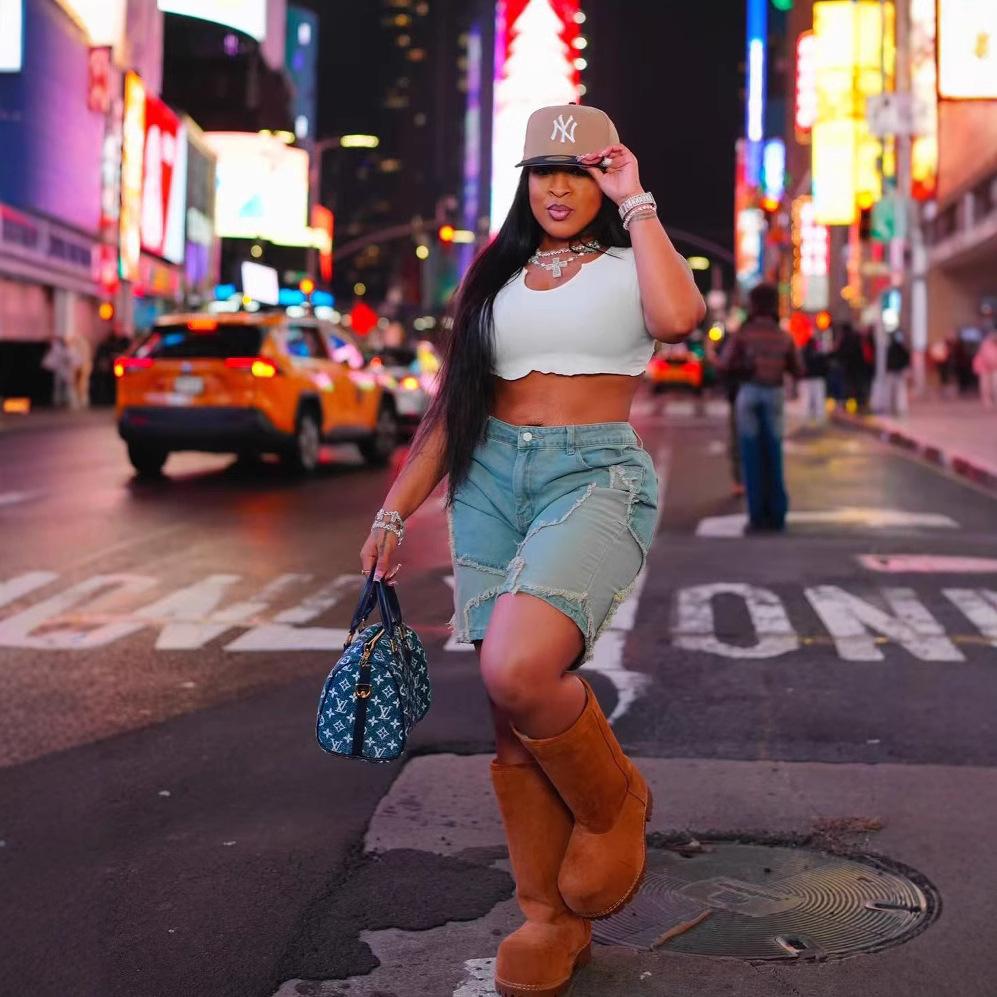 Star Tassel Raw Edge Loose Straight Denim Shorts