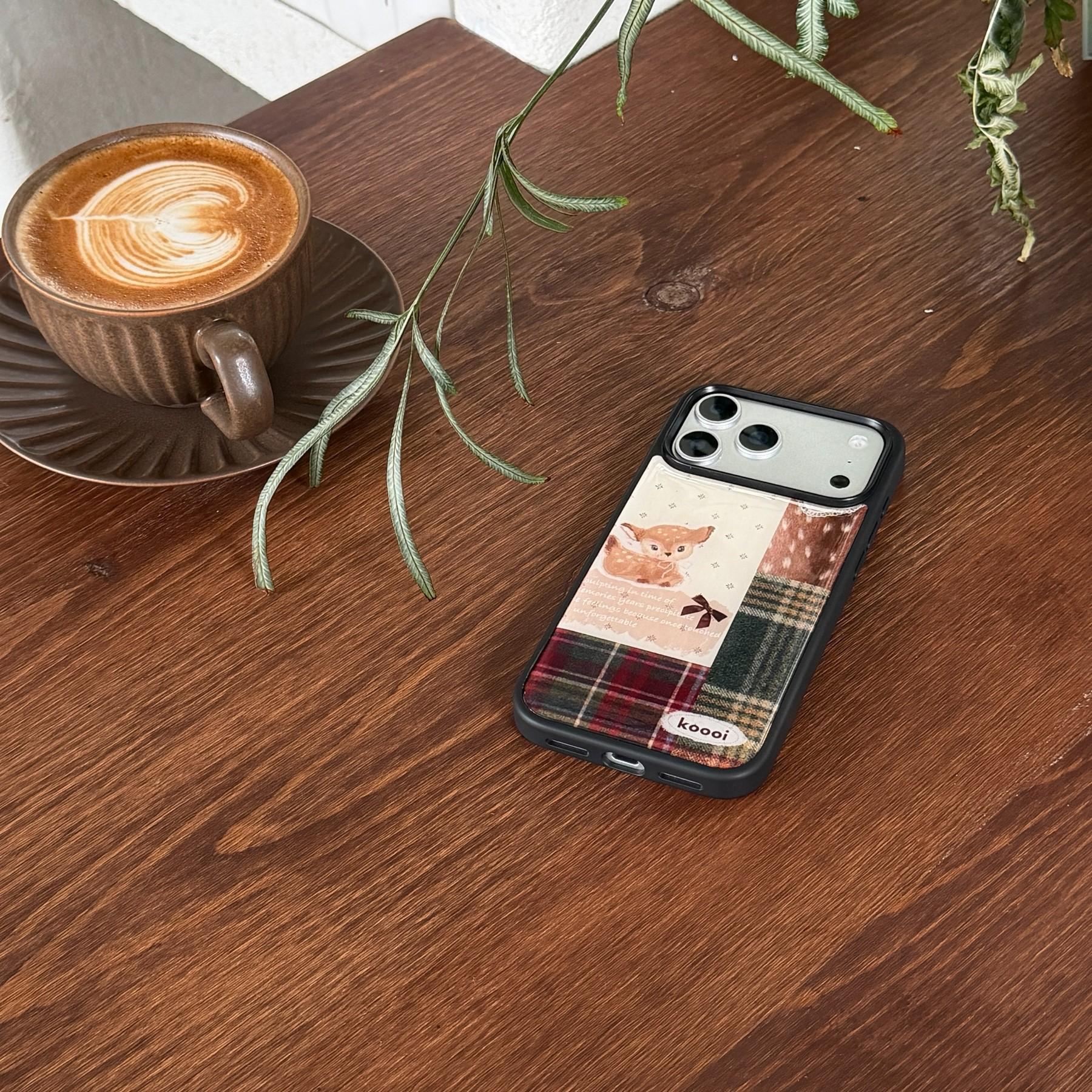 Creative Deer Patchwork Case for Apple iPhone 17 Pro Max, Fashionable Phone Cover, Border Grid Design, Stylish Mobile Protection