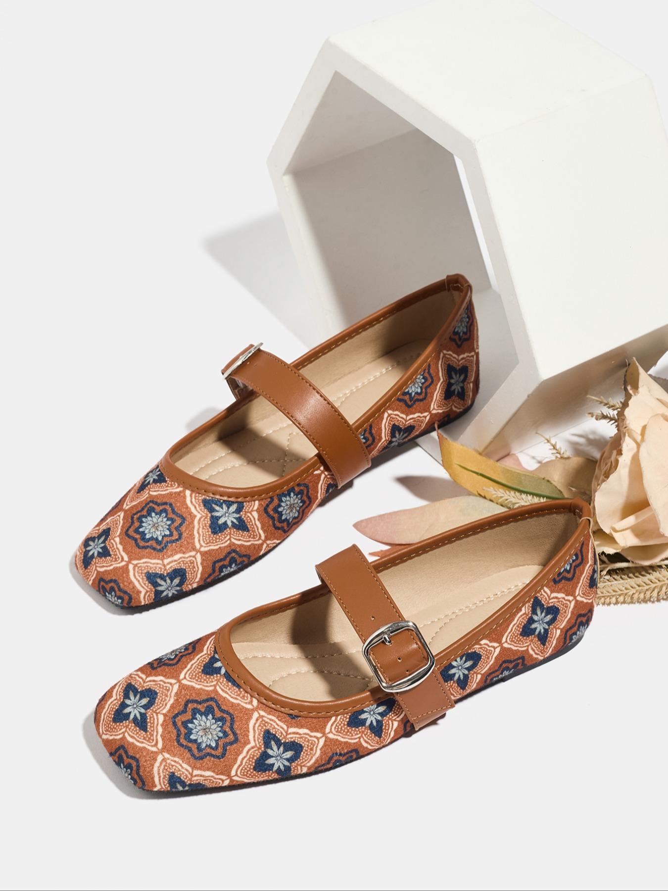 Women's Fashion Flat Rubber Shoes Square Toe Buckle Strap Low Heel Vintage Comfortable Mom Dance Mary Jane Shoes