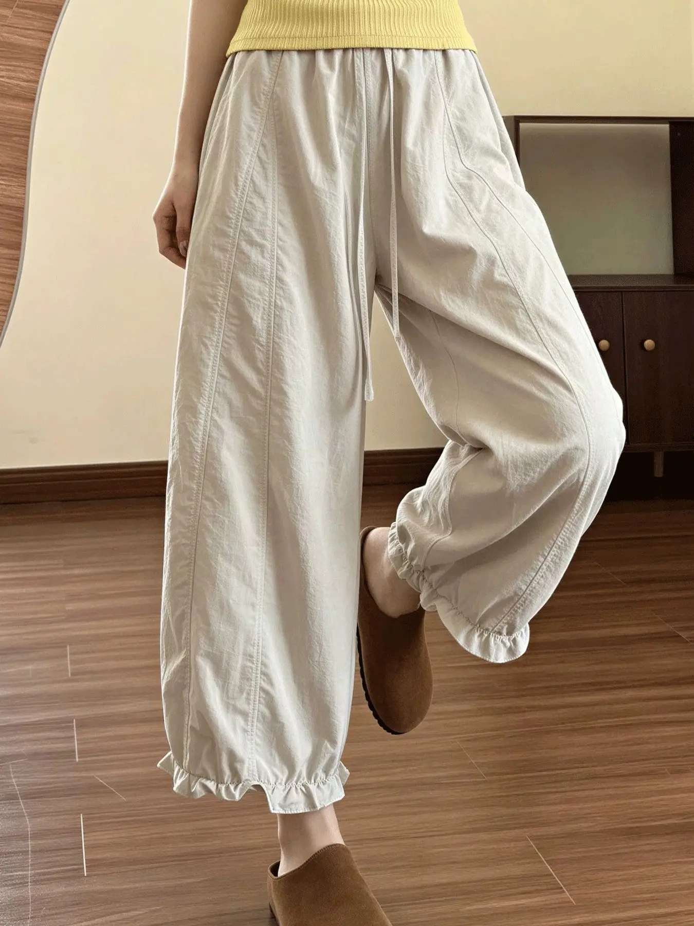Women Ruffle Hem Baggy Lantern Pants Elastic Drawstring Waist Loose Casual Cropped Trousers