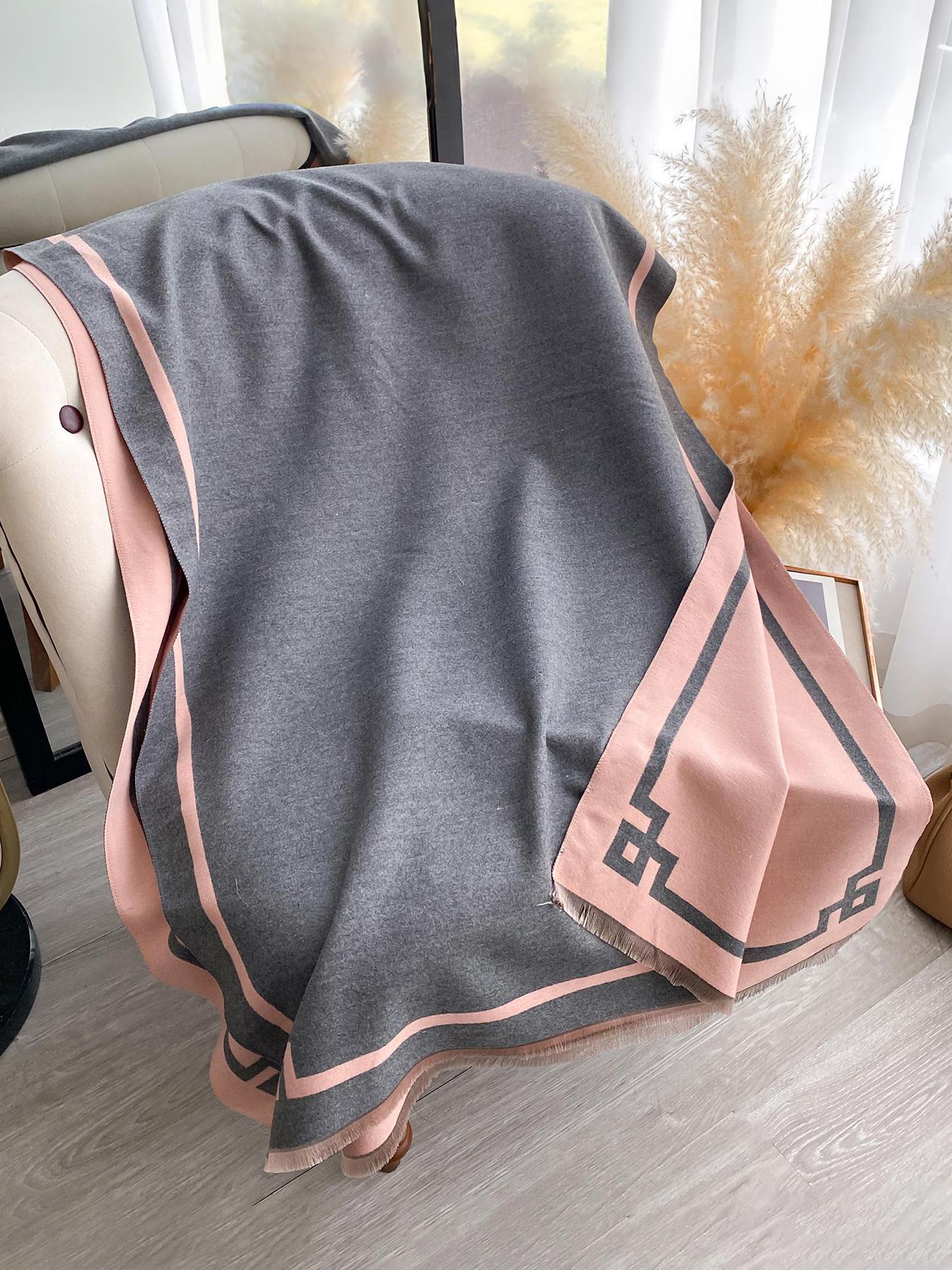 Women's Elegant Fall Winter Scarf, Dual-Sided Plain Woven Shawl, Warm Fashion Accessory for Casual & Formal Wear