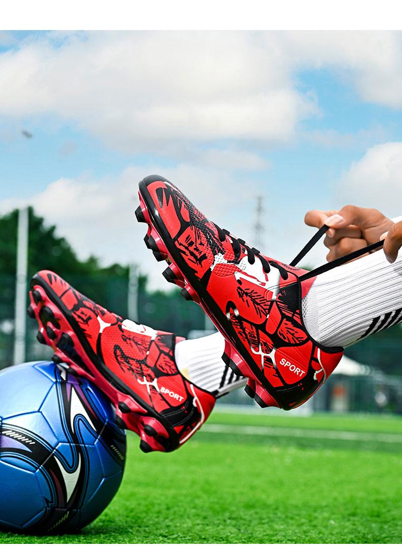 1 Pair Unisex Soccer Training Shoes Flexible Movement Quick Response Anti-Slip Wear-Resistant Comfort Insole 3 Color Options