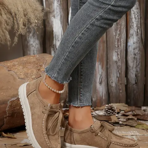 Women's Casual Low-Top Sneakers, Lightweight Lace-Up Shoes, Trendy Walking Sneaker, Fashionable Retro Style Outdoor Footwear, Comfortable Walking Shoes, Flat Sneakers, Textile Sneakers, Street Low Sneakers, All Seasons Sneaker #GLOBAL PICKS