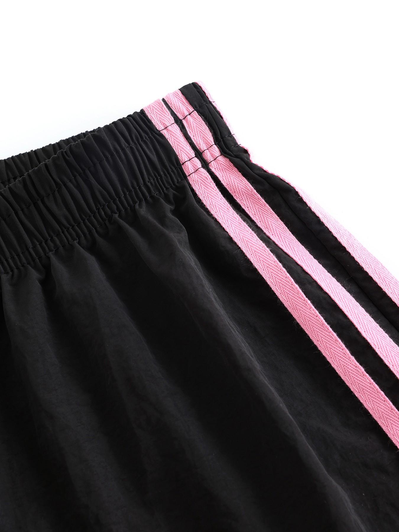 Women's Summer Striped Shorts, Casual Loose-Fit, 4-Stripe Design, Perfect for Office & Parties, Versatile Fit, Ideal for Warm Weather